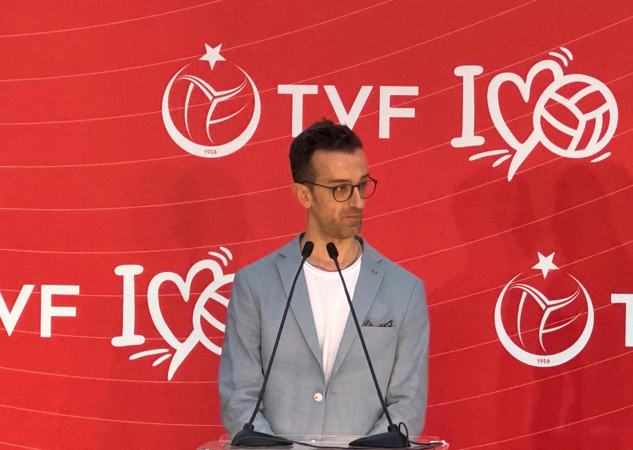 Milli voleybolcular, yaz sezonunu İstanbul'da düzenlenen geceyle açtı!