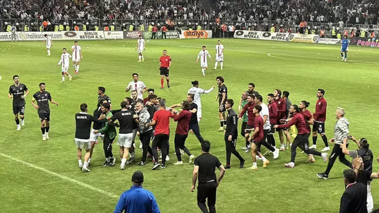 Elazığ Valiliği açıkladı: Olaylı maç sonrası 3 gözaltı!