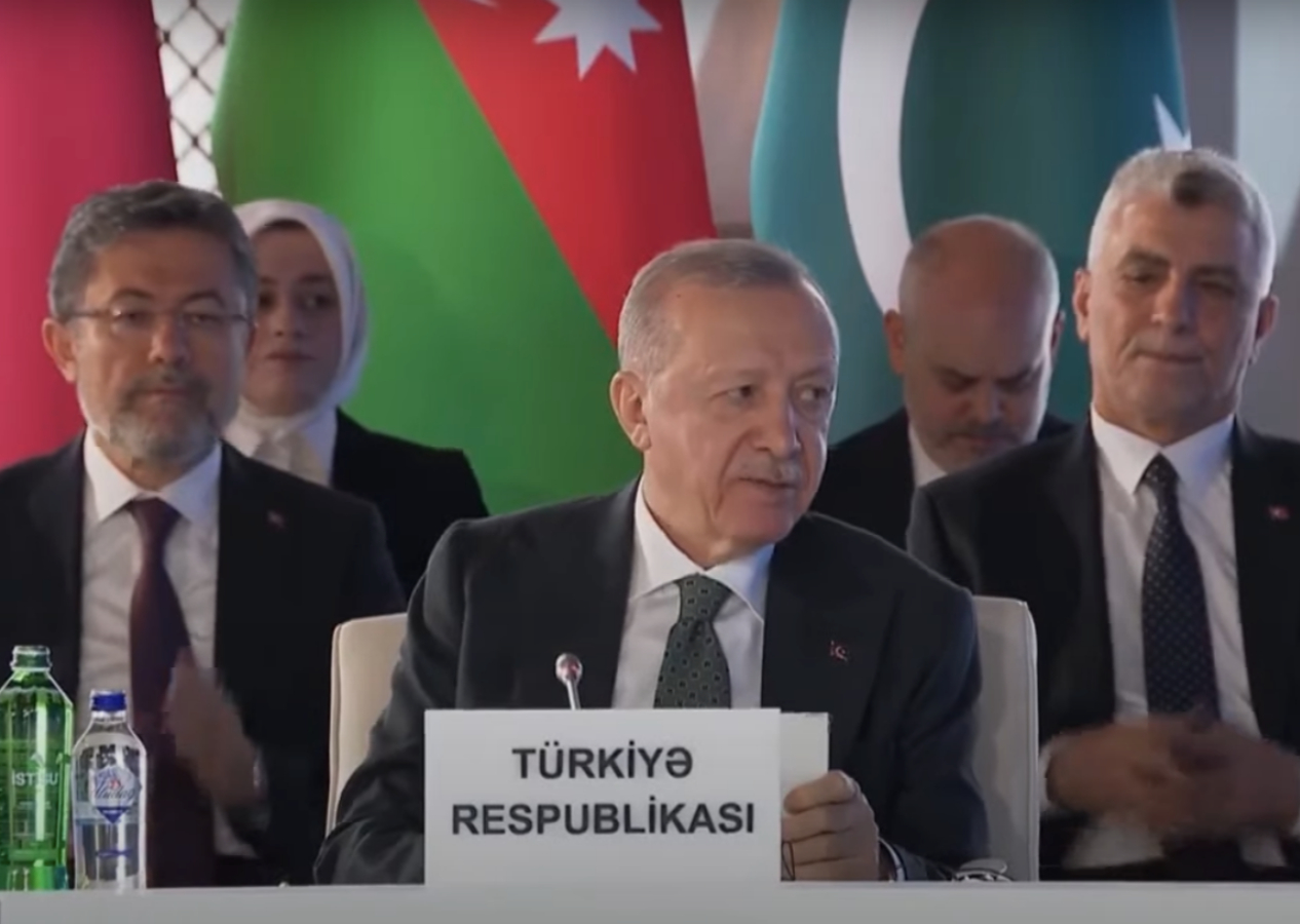 Erdoğan’dan üçlü zirvede net mesajlar: Gazze için İsrail’e baskı artırılmalı, bölgemiz kana doymuştur