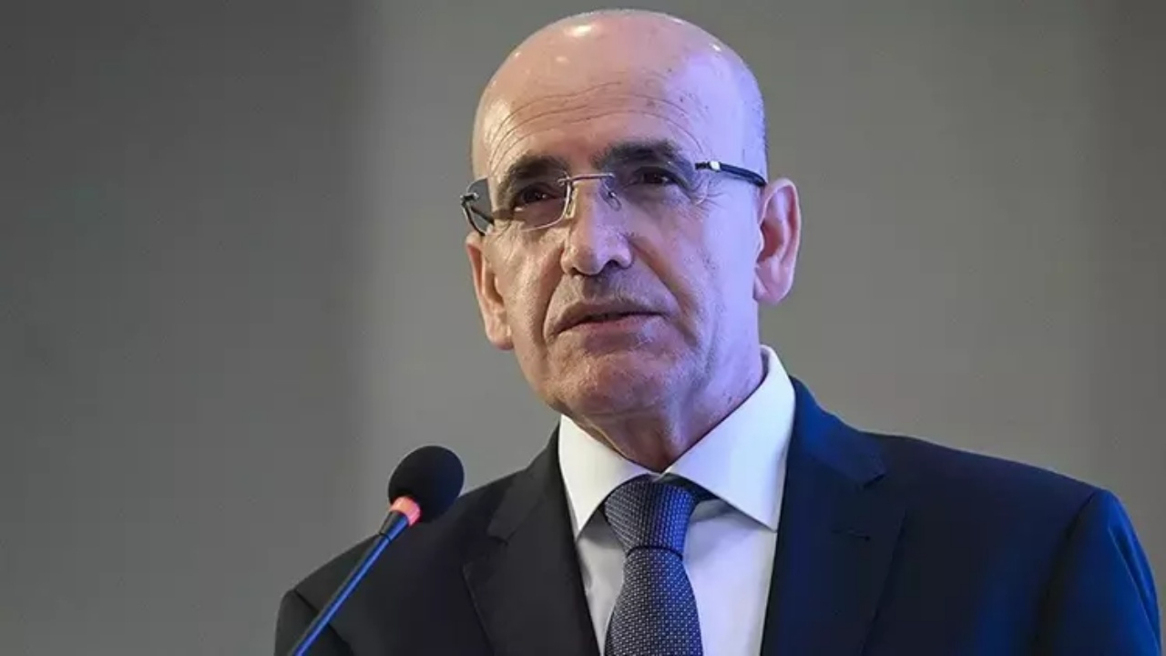 Bakan Şimşek'ten büyüme değerlendirmesi! İkinci çeyrekte devam edecek
