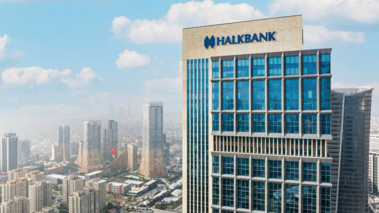 Halkbank dijitalden vazgeçti şubeli katılım bankası kuruyor