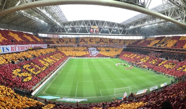 Galatasaray taraftarından koreografi hazırlığı...