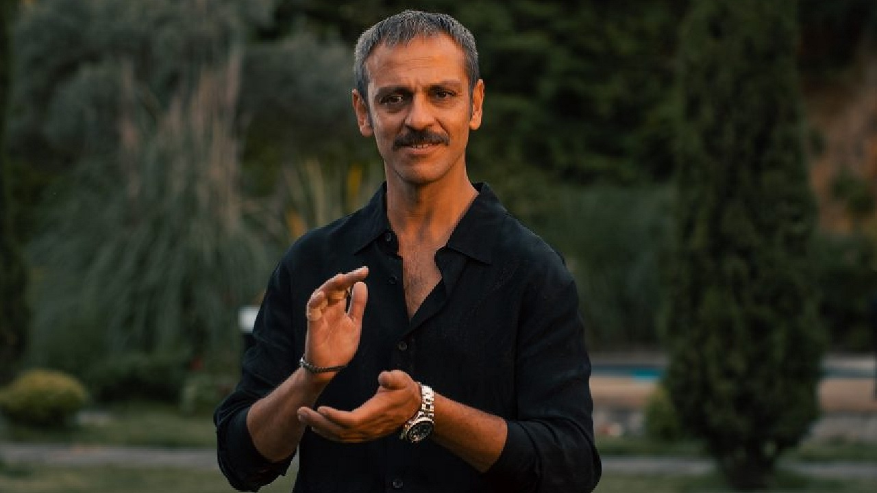 Erkan Kolçak Köstendil, Çukur ekibiyle geri dönüyor: Yeni dizisi "Veliaht"ta "Yahya" karakterine hayat verecek!