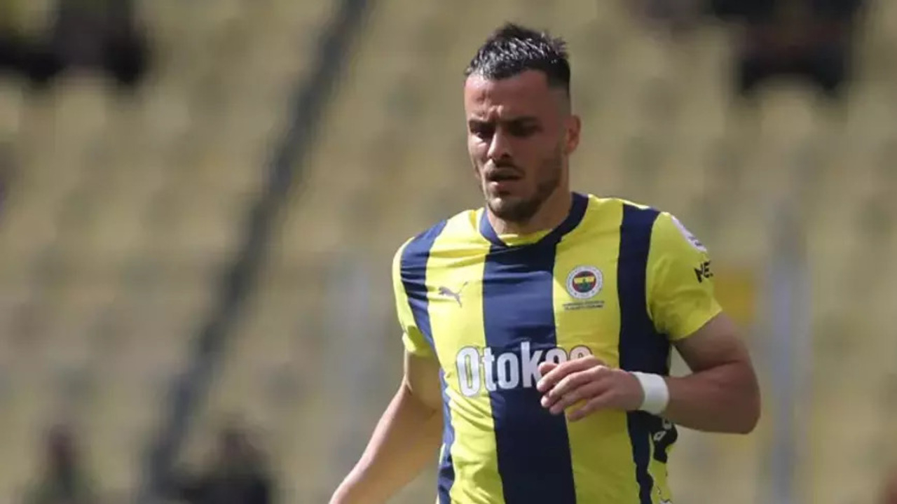 Filip Kostic'ten transferi hakkında açıklama: Kalacak mı, gidecek mi?