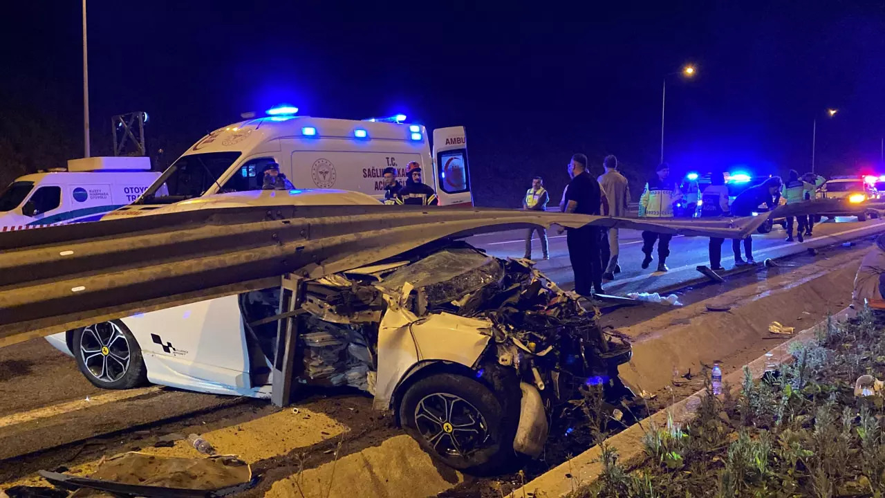 Kuzey Marmara Otoyolu'nda feci kaza: 4'ü çocuk 12 yaralı!