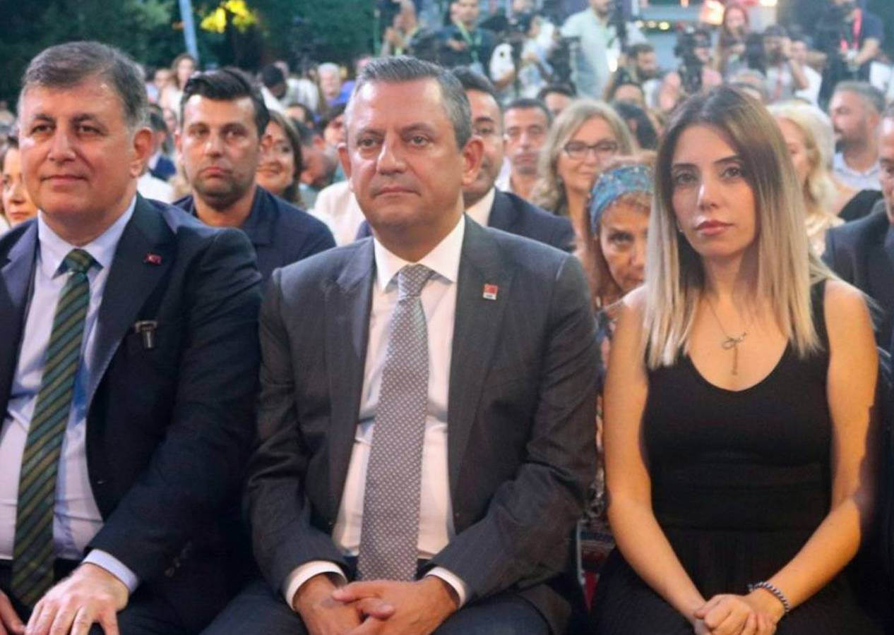 Dilruba yine ortalığı karıştırma peşinde! İzmir'deki grevle ilgili skandal paylaşımına tepki yağdı