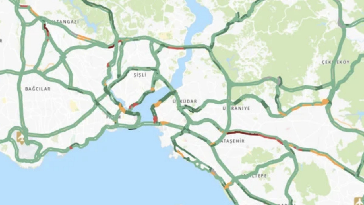Tatil göçü İstanbul’u rahatlattı! Bayram sabahı İstanbul’da trafik yoğunluğu yüzde 13’e kadar düştü