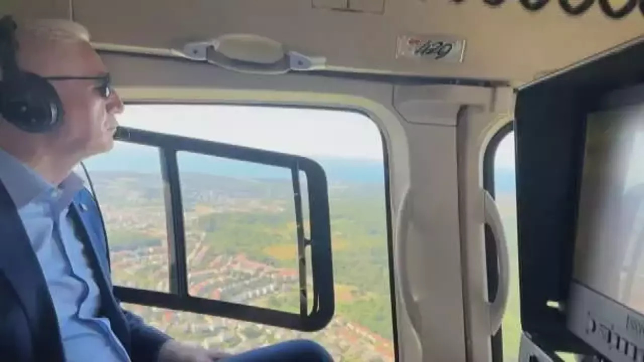 İstanbul Valisi Davut Gül, bayram trafiğini havadan denetledi
