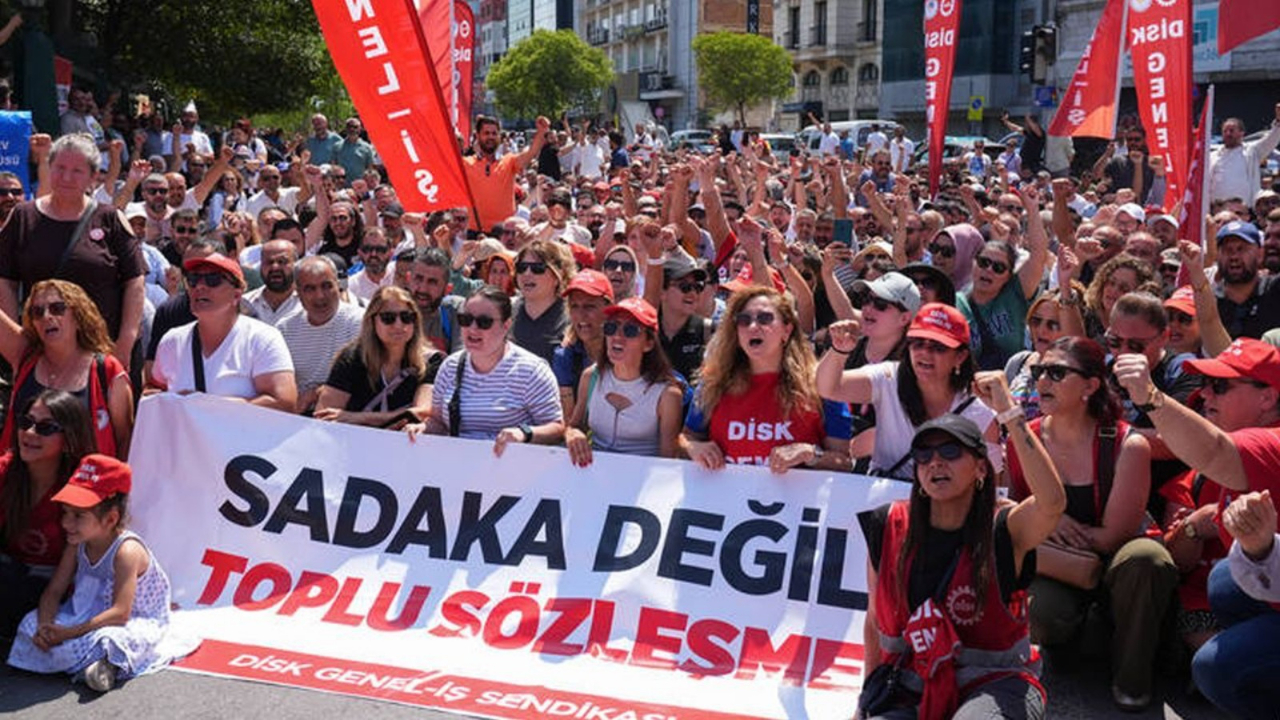 İzmir'de 7 günlük grev sona erdi! İzmir Büyükşehir Belediyesi'nde en düşük işçi maaşı belli oldu: 66 bin TL!