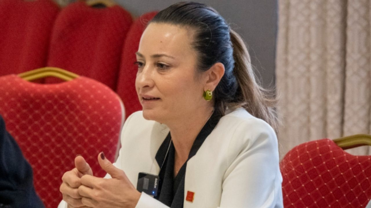 CHP Manisa İl Başkanı İlksen Özalper Kimdir, Nereli, Kaç Yaşında? Ne İş Yapar? Eşi Kim?