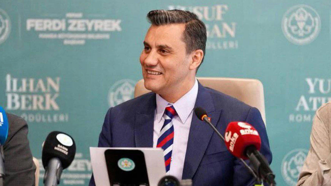 Manisalılar Ferdi Zeyrek için hastane bahçesinde dua ediyor: "Allah onu bize bağışlasın"