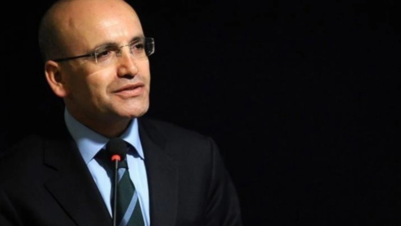 Bakan Şimşek: Beklentiler iyileşiyor, güven artıyor