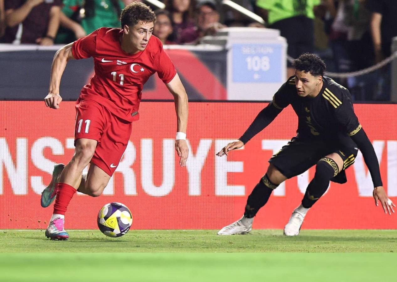 Bizim Çocuklar maçı kaybetti, yeni bir yıldız kazandı... Meksika - Türkiye (1-0 Maç Sonucu)