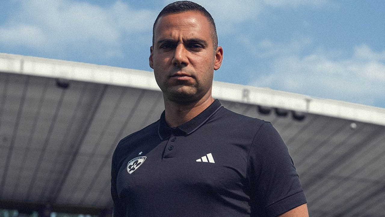 Acun Ilıcalı Galatasaray'ın hocasını transfer etti