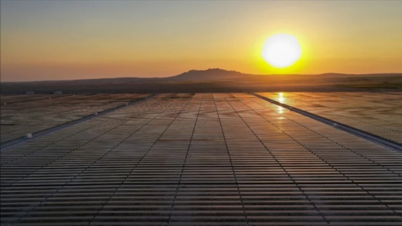 Çin-Türk ortaklığıyla Düzce'de dev güneş enerjisi yatırımı! 5 gigavatlık güneş hücresi fabrikası kurulacak