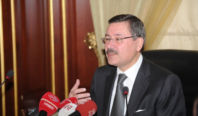 Gökçek 10 Kasım'da gövde gösterisi yapıp istifa edecek...