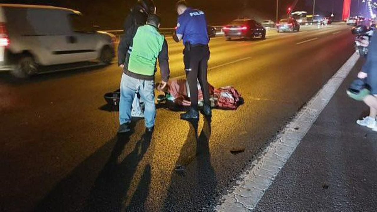 FSM Köprüsü'nde dehşet zinciri! Emniyet şeridindeki araca motosiklet çarptı: 1 ölü, 3 yaralı