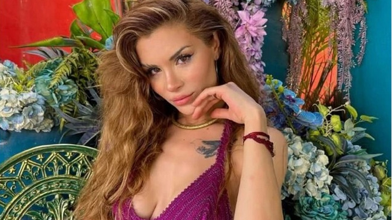 Kuliste skandal! Feride Hilal Akın hakkında darp iddiasıyla soruşturma