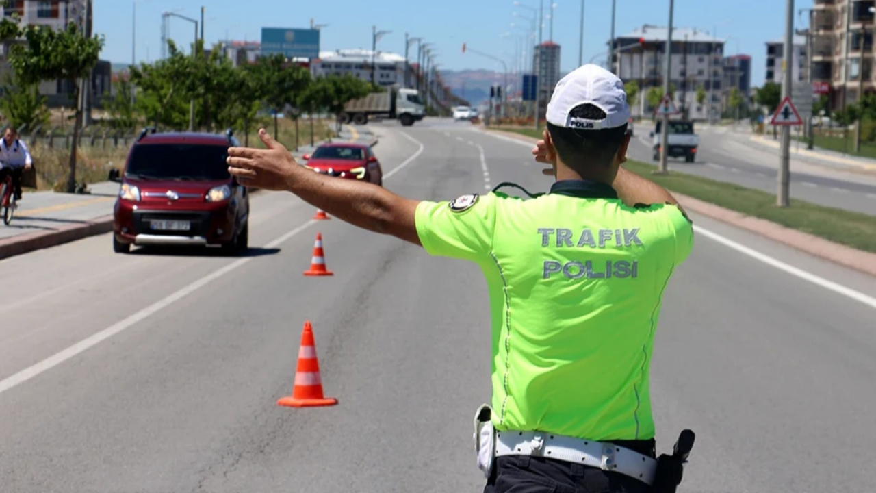 Sıkıysa uyma! Yeni trafik cezaları belli oldu! Korkunç rakamlar