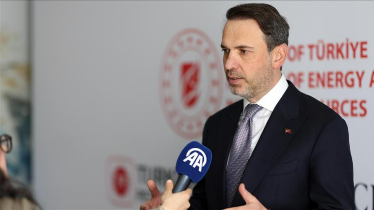 Bakan Bayraktar’dan petrol ve doğalgaz fiyatları uyarısı! Yukarı yönlü hareket bekleniyor