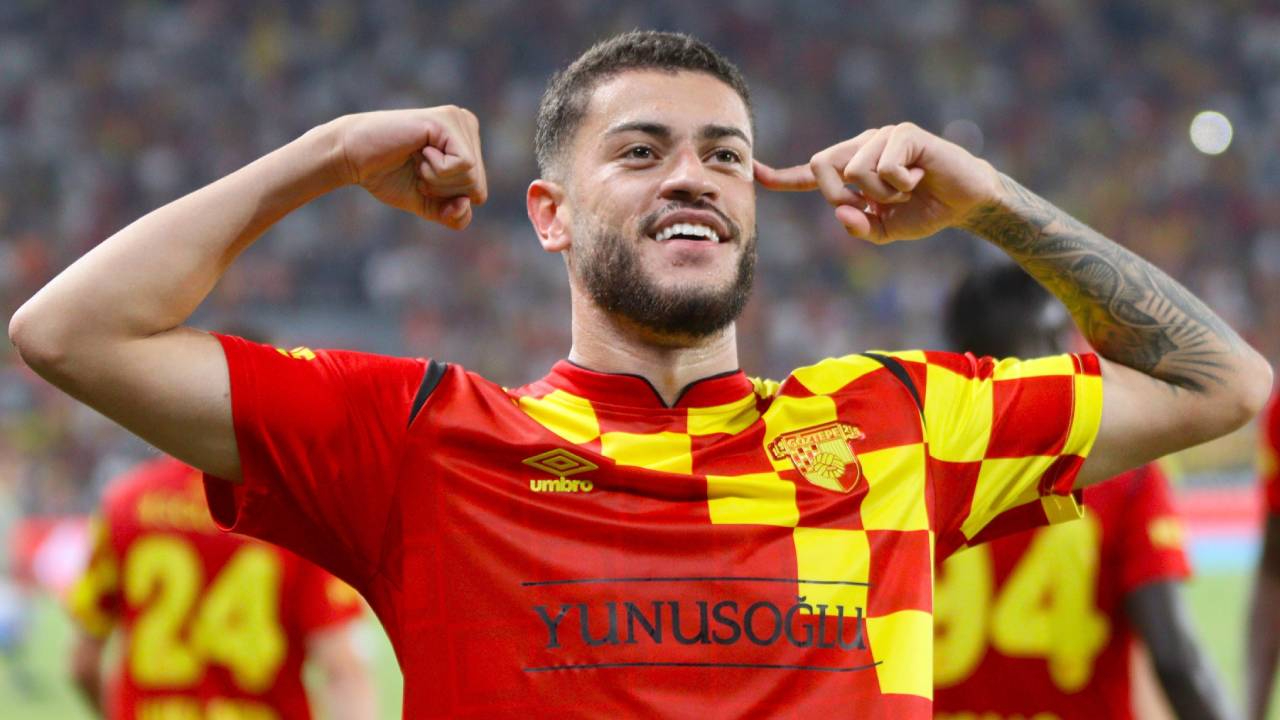 Süper Lig'in gol makinesine teklif yağıyor! Göztepe Romulo'yu 15 milyon euroya da satmadı