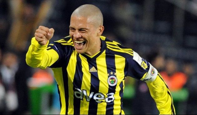 Fenerbahçe, Alex'i yok saydı!