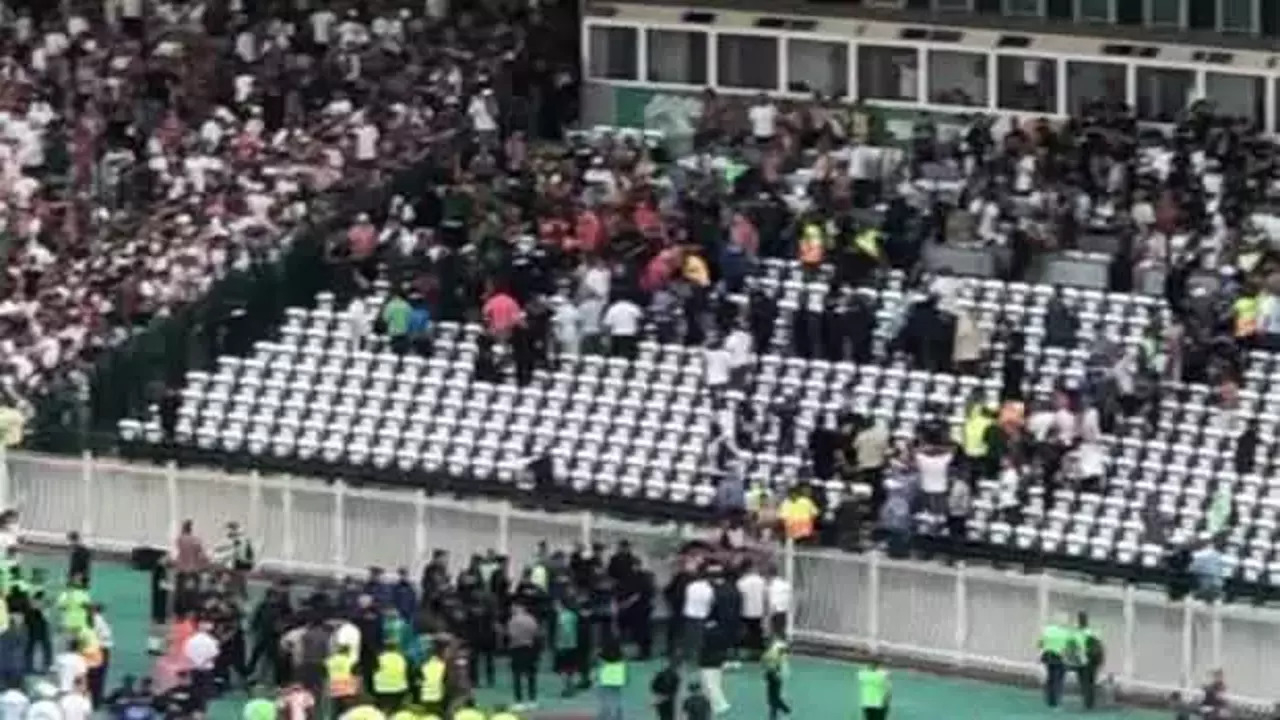 Şampiyonluk kutlamasında görülmemiş izdiham: 3 ölü 81 yaralı!