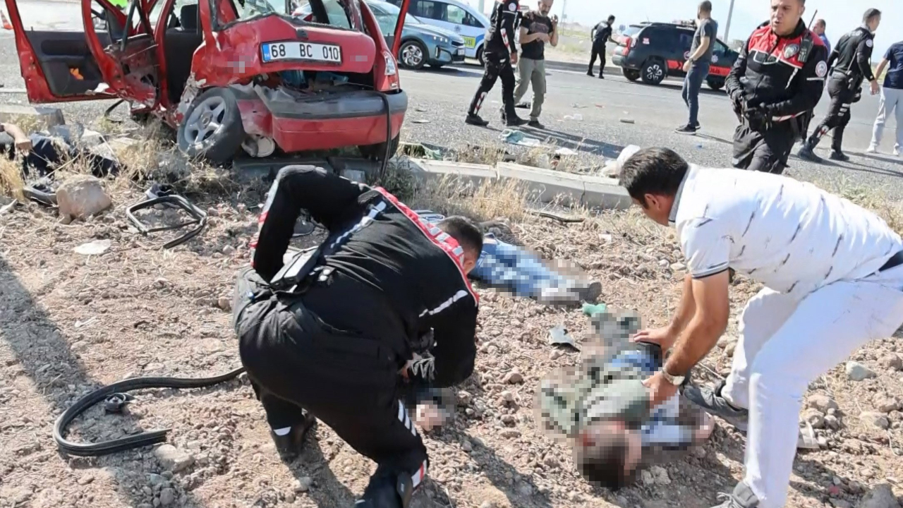Sınava giderken canından oldu! Aksaray'da feci kaza: 1 ölü, 9 yaralı