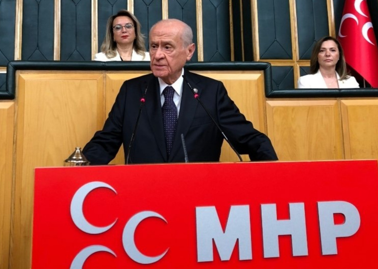 Devlet Bahçeli'den 5 ay sonra MHP kürsüsünde flaş mesajlar! "Etrafımızdaki kanlı oyunlara karşı hazırlıklı olmalıyız"