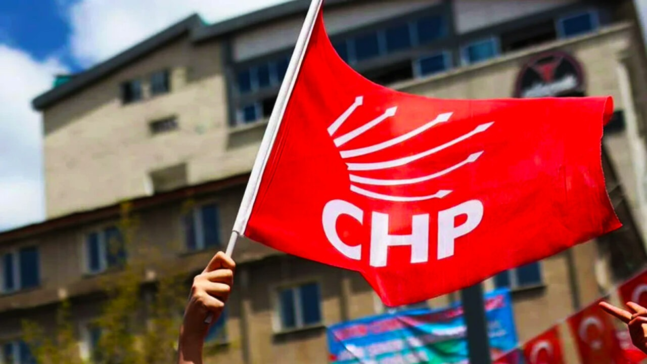 Resmi Gazete'de yayımlandı! Anayasa Mahkemesi CHP’nin 21 bin TL’lik harcamasını kanunsuz buldu!