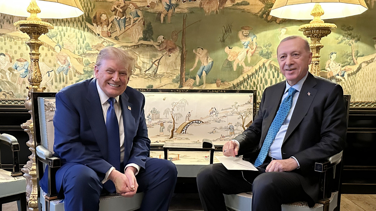Lahey'de tarihi buluşma! Erdoğan ile Trump zirvesi sona erdi: 100 milyar dolarlık mesaj