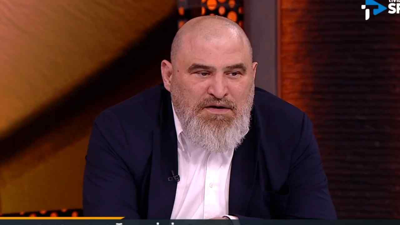 Sertaç Komsuoğlu kimdir, nereli, ne iş yapar? Eşi kim ve serveti ne kadar?