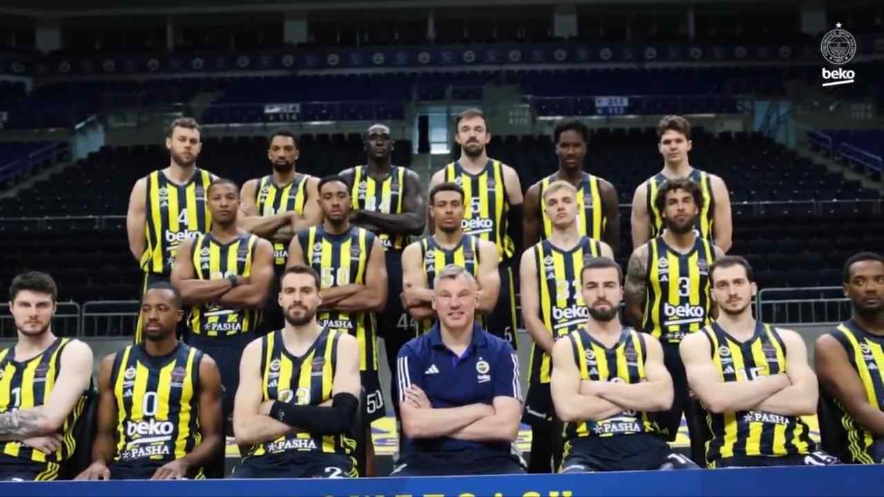 Şampiyon Fenerbahçe Beko! Tarihi Rekorla Türk Basketboluna Damga Vurdular