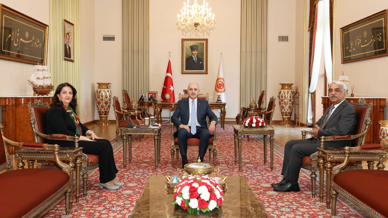 DEM Parti'den Numan Kurtulmuş'a ziyaret: "Selahattin Demirtaş'ın bir an önce serbest kalması gerekiyor"