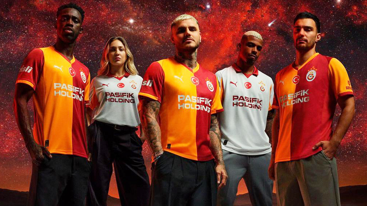 Galatasaray'ın 5 yıldızlı yeni formaları satışa çıktı! Mauro Icardi sahnede