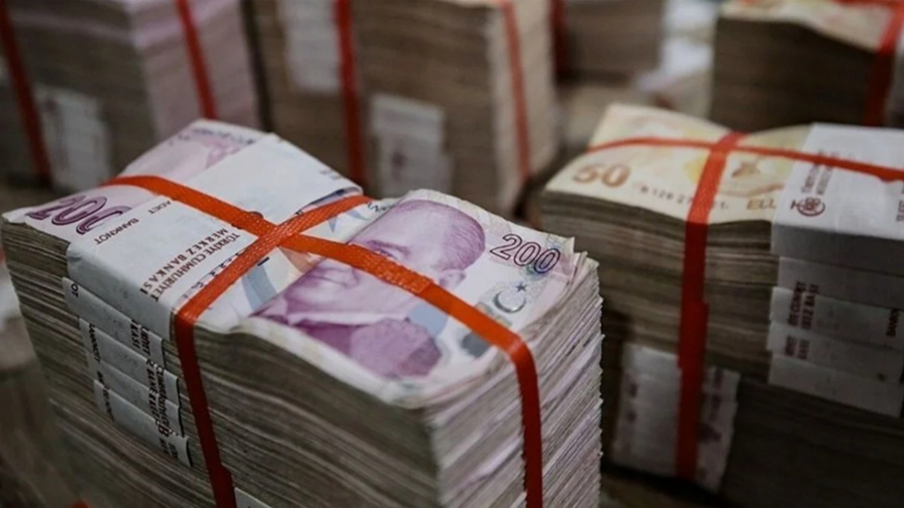 Kur korumalı mevduatta düşüş devam ediyor