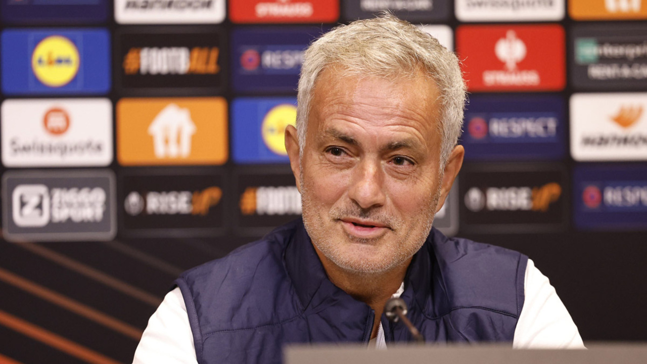 Jose Mourinho PSG'nin 90 Milyonluk Yıldızını Transfer Ediyor: Takıma Seviye Atlatacak