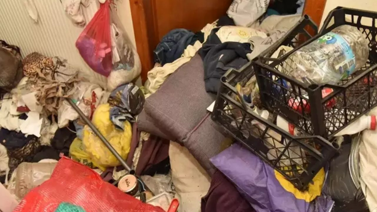 Mahalleli isyanda! Pes dedirten manzara: Aynı evden bu kez 20 kamyon çıktı!