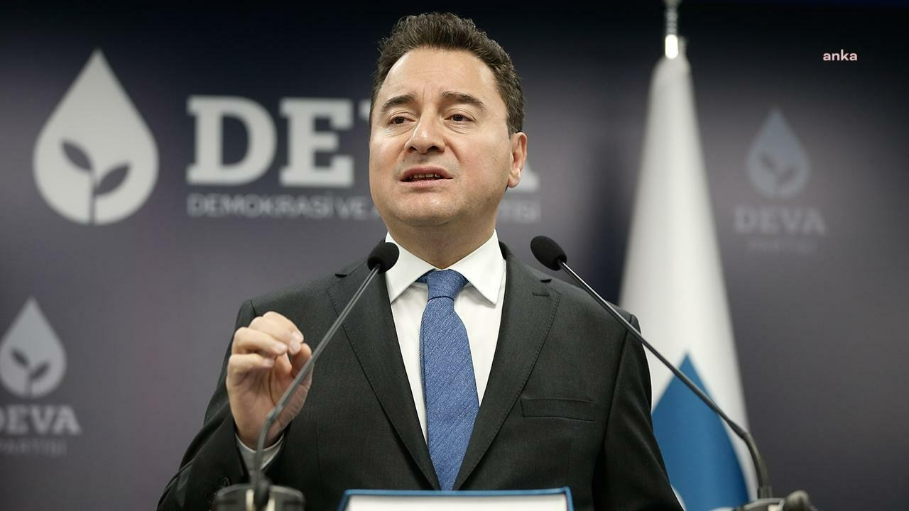 Çatlak büyüyor... DEVA Partisi'nde istifa depremi! İki milletvekili peş peşe ayrıldı!