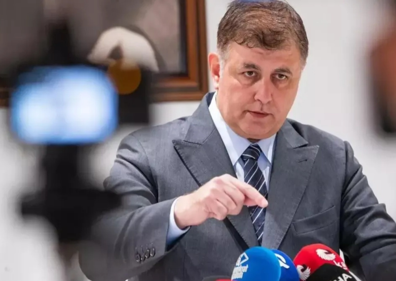 İzmir’deki yolsuzluk soruşturmasının fitilini CHP’liler ateşledi! Yeni Başkan Cemil Tugay'ın şikayet ettiği ortaya çıktı...