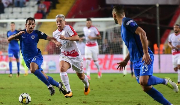 Antalyaspor 2 - Kasımpaşa 1 maç özeti