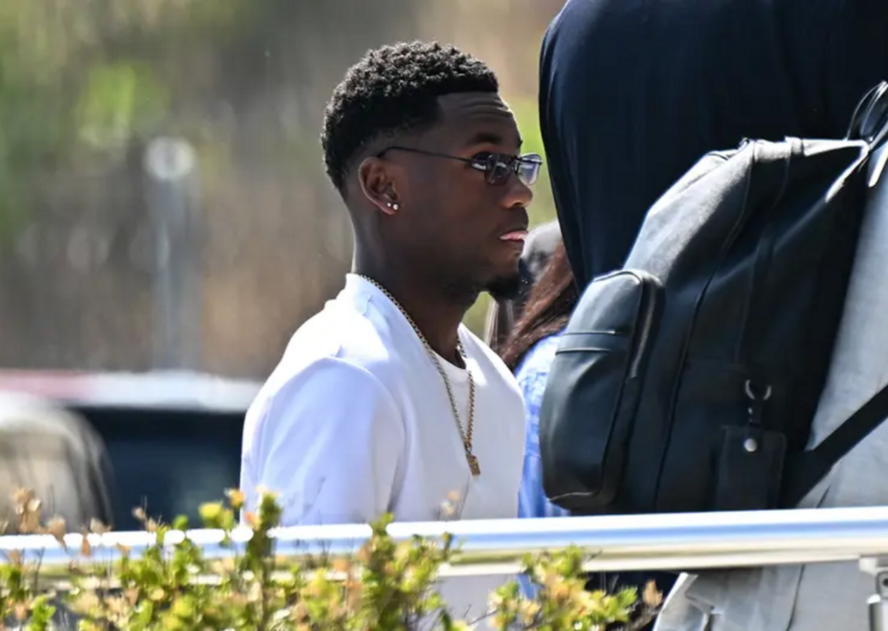 Fenerbahçe yeni transferi Jhon Duran'a resmen kavuştu: İşte ilk fotoğraflar...
