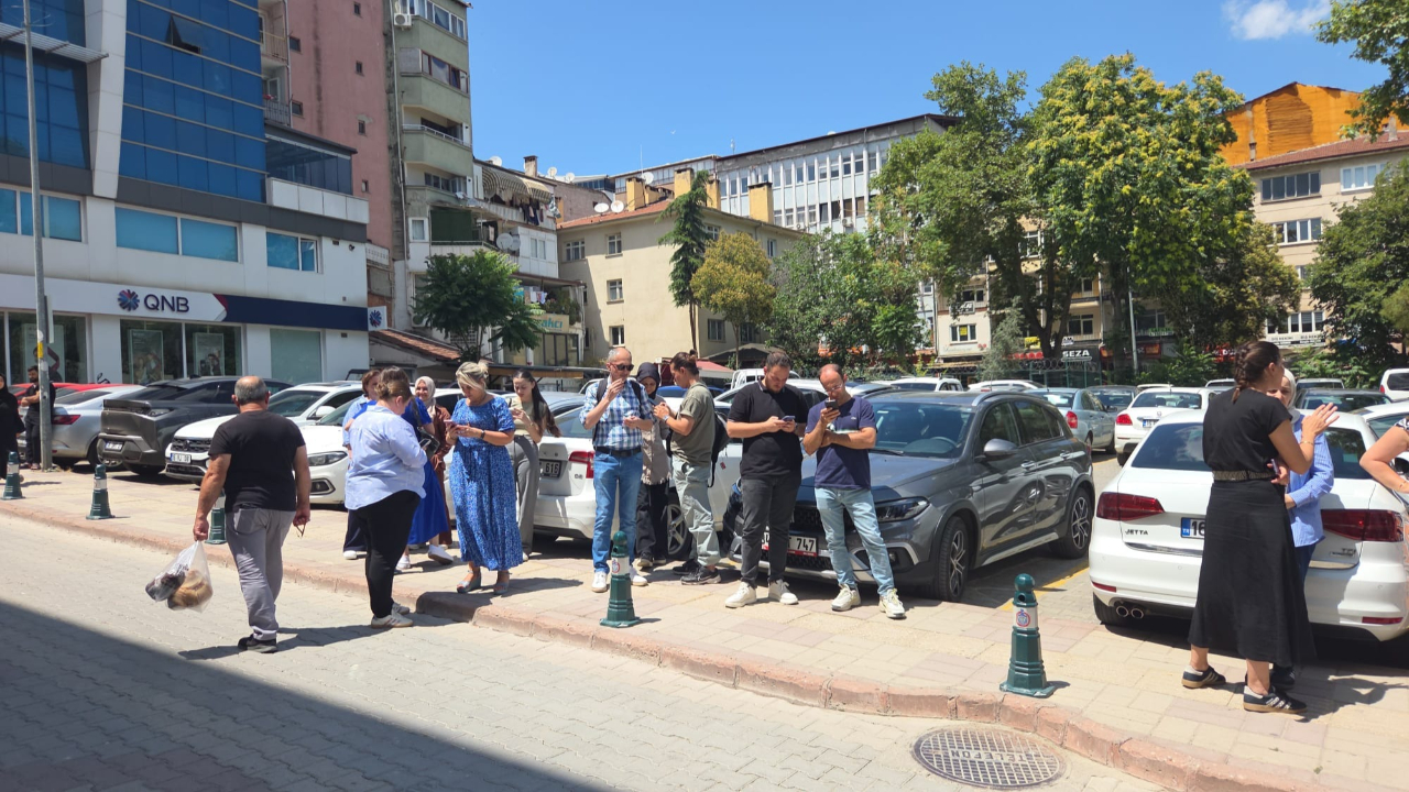Bakan Murat Kurum'dan Gemlik'teki depreme ilişkin önemli açıklama
