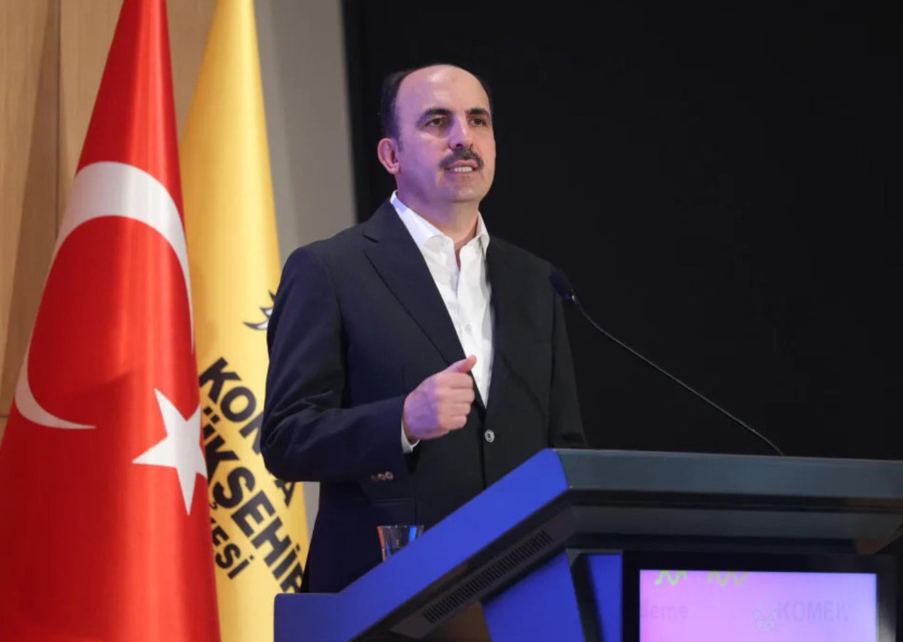 Konya Büyükşehir Belediye Başkanı Uğur İbrahim Altay gençlere yönelik 'yaz' faaliyetlerini anlattı