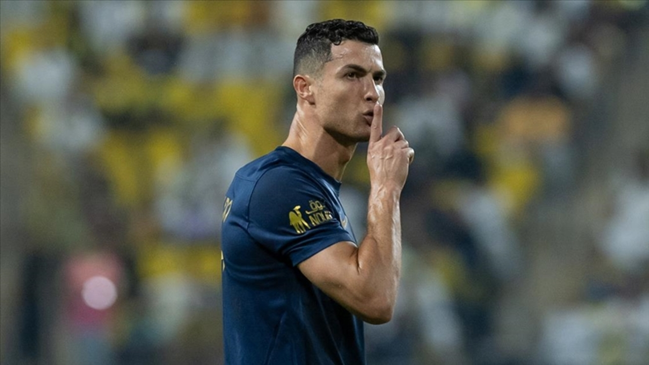 Cristiano Ronaldo Sosyal Medyadan Veda Etti