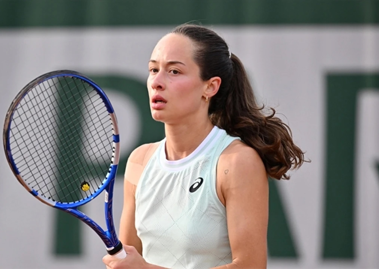 Türk tenisçi Zeynep Sönmez tarih yazmaya devam ediyor! Wimbledon'da 3. tura yükseldi