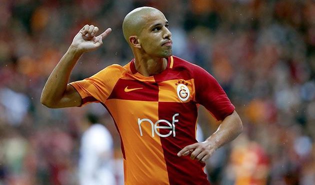 Feghouli'ye özel derbi pankartı!