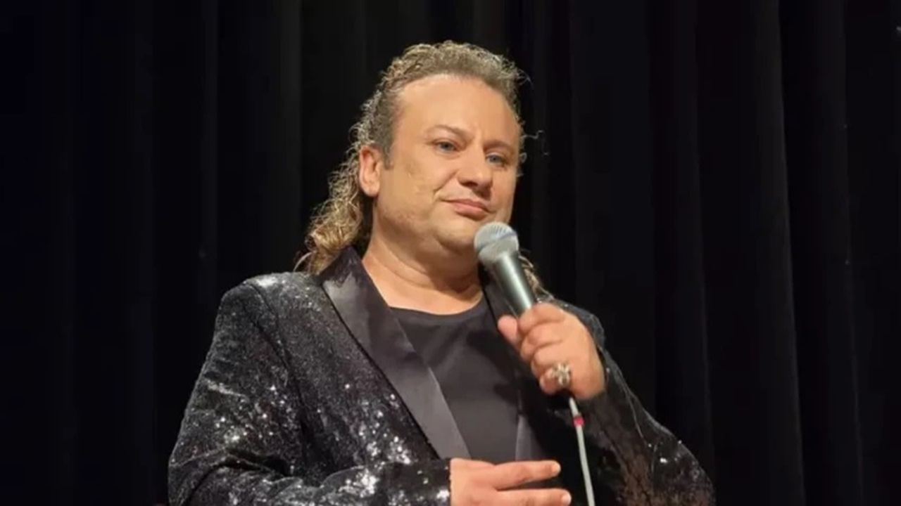 Kalp krizi geçiren Onur Akay, taburcu oldu