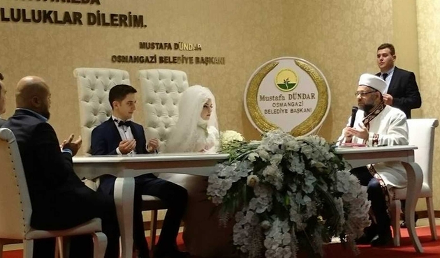 Müftülere nikah kıyma yetkisi veren madde kabul edildi...