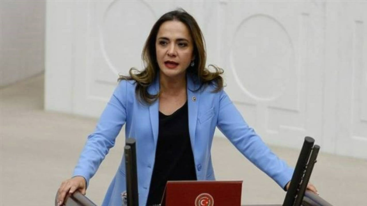 CHP’li Gamze Akkuş İlgezdi trafik kazası geçirdi